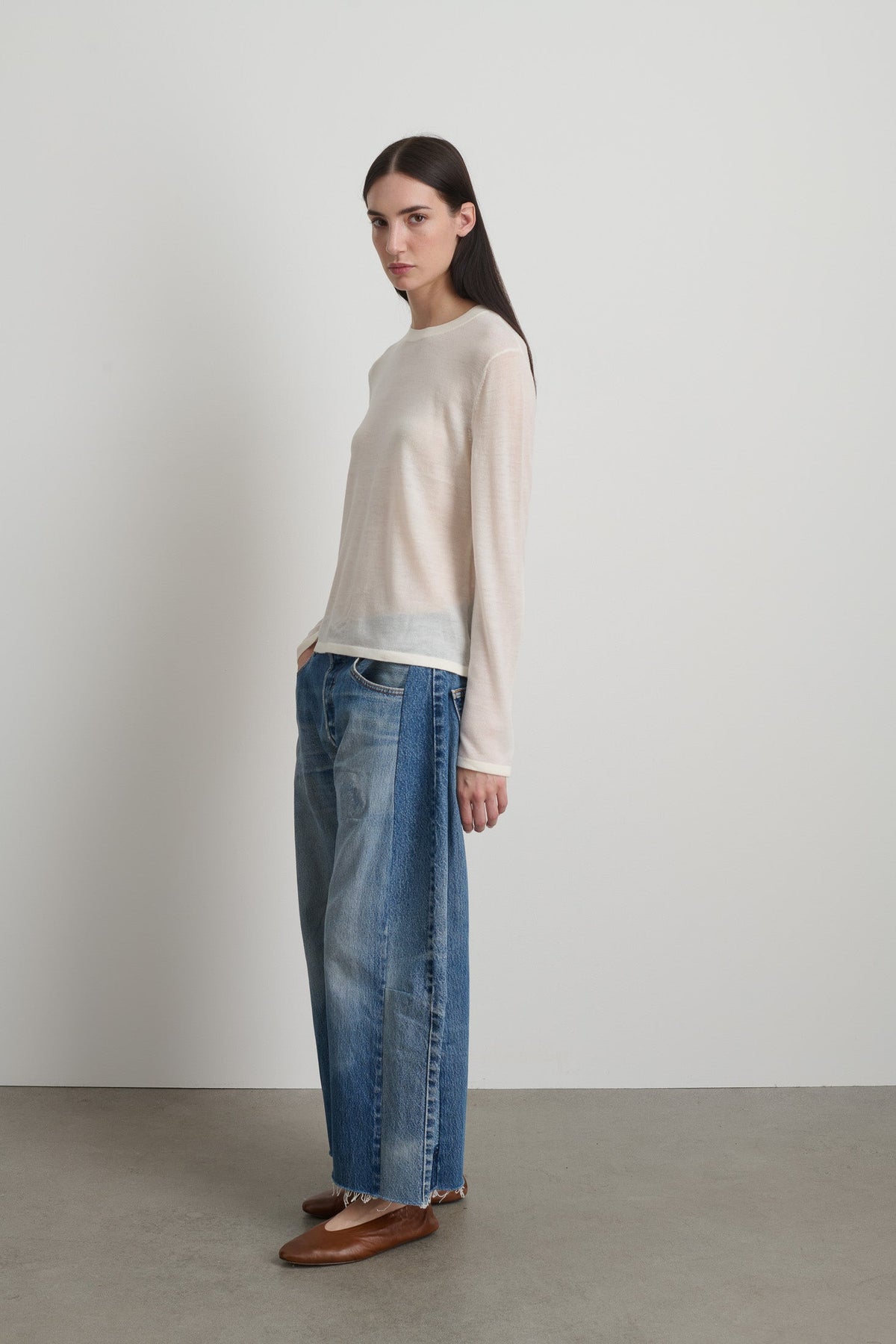 Classic Crewneck Pullover Oyster
