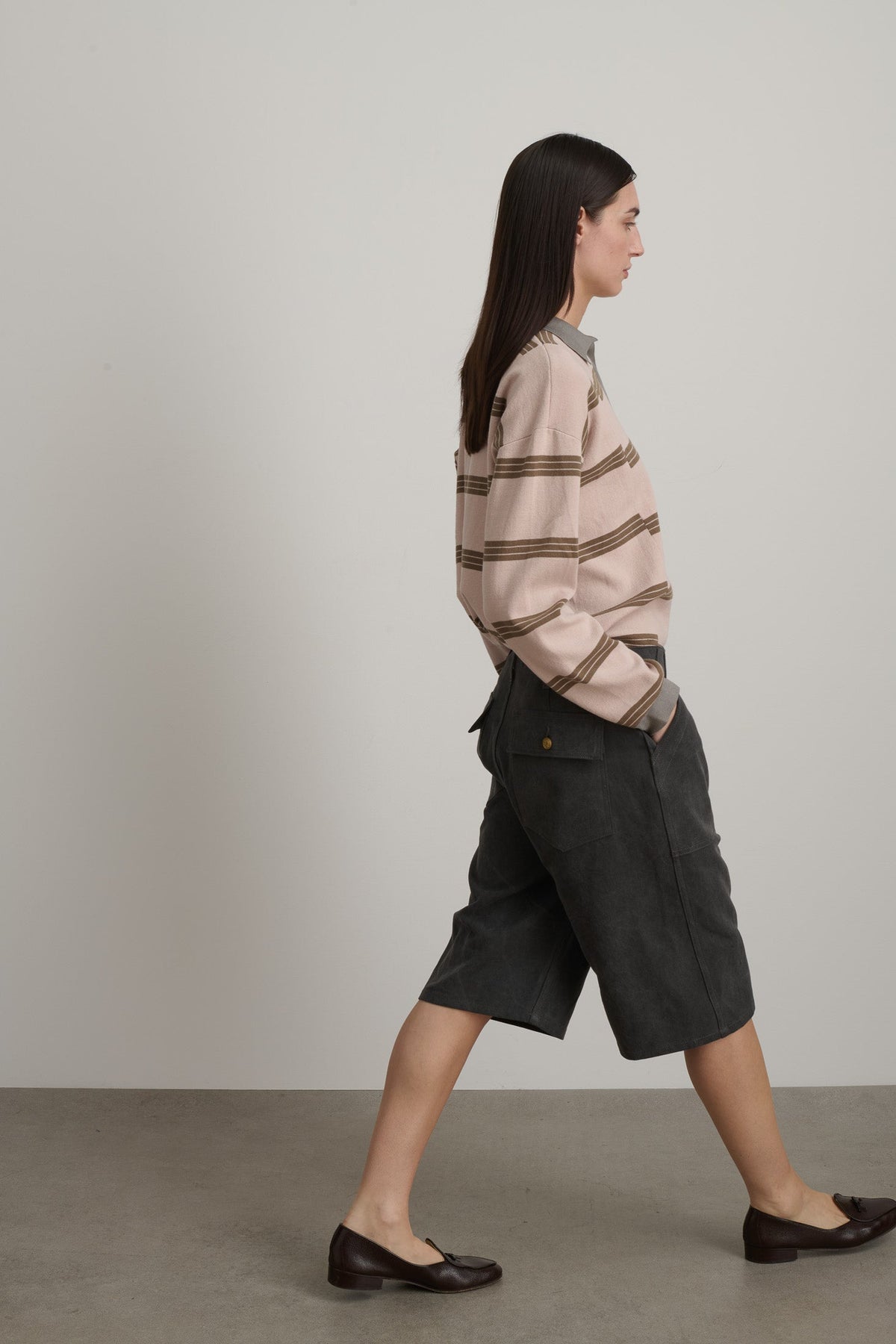 Roma Short Washed Black